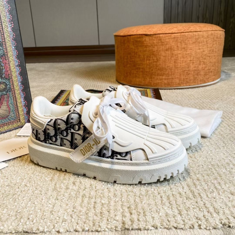 Christian Dior Sneakers